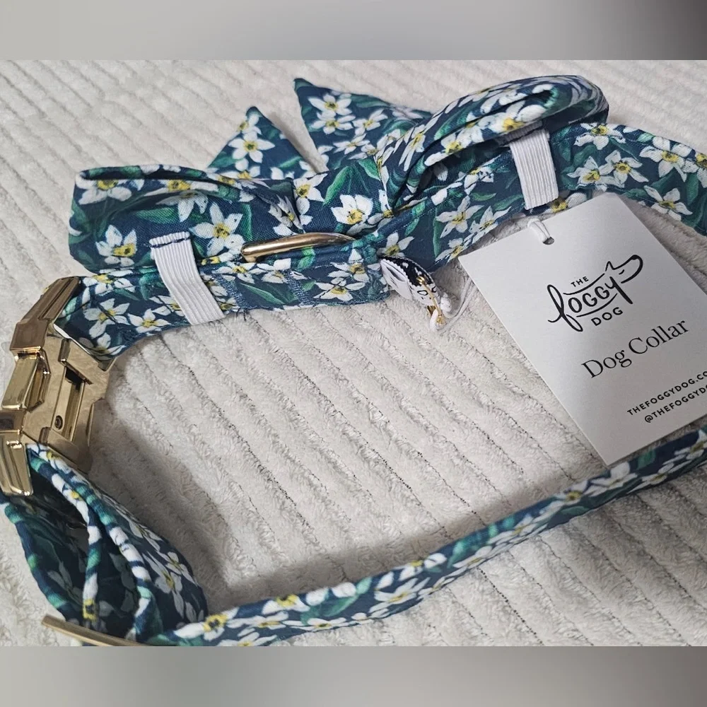 The Foggy Dog Green Floral Lady Bow Dog Collar (M)